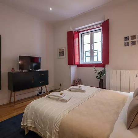 - Avenida Apartman